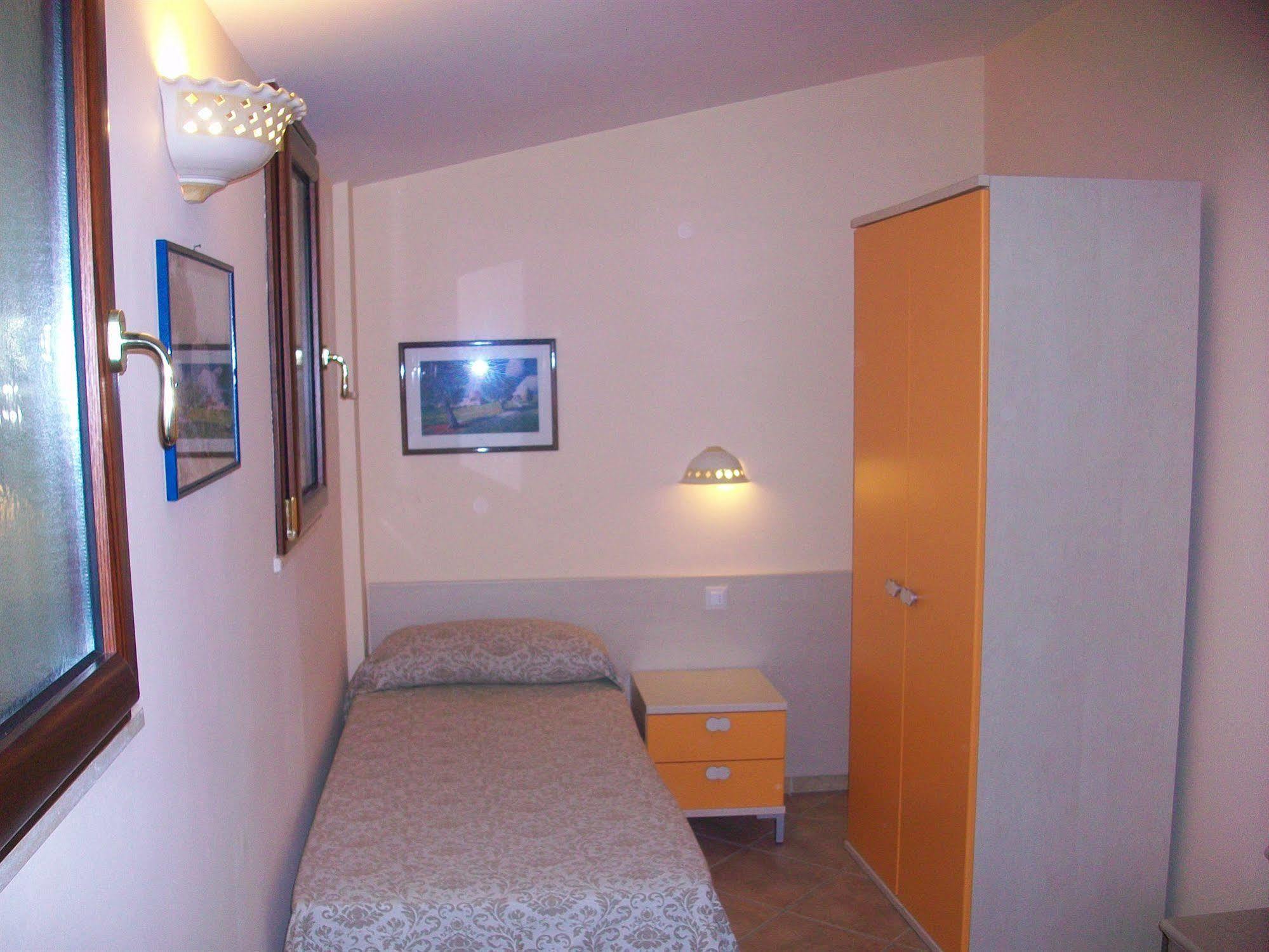 Casa Del Sole Relax Room Castrignano del Capo Exterior photo